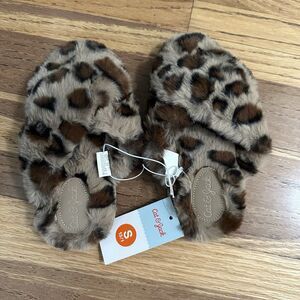 Cat & Jack Cheetah Print Criss-Cross Faux Fur Slippers, Hard Bottom, Sm (13/1)